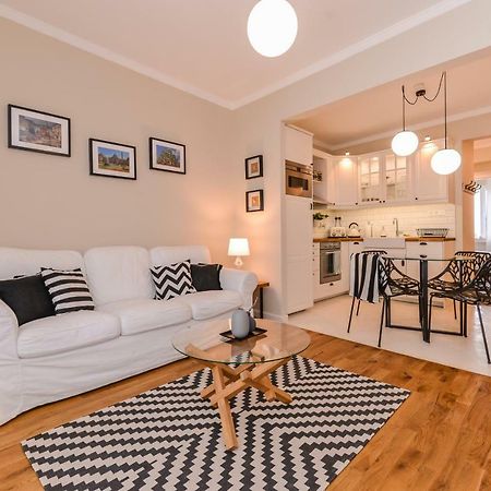 Cо́Coellie - Aesthetic 2Bd Apt Near National Palace By Flat Mаnager Sofia Zewnętrze zdjęcie