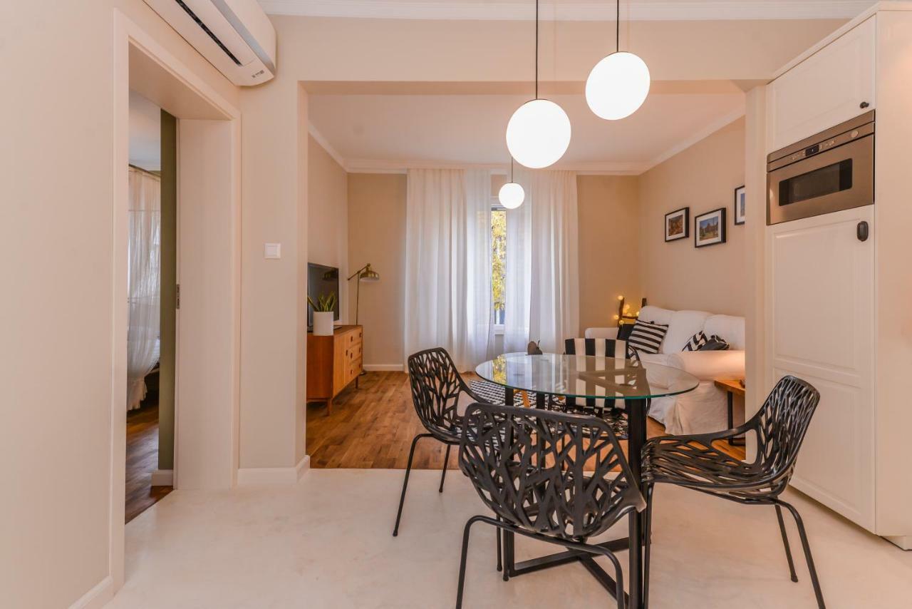 Cо́Coellie - Aesthetic 2Bd Apt Near National Palace By Flat Mаnager Sofia Zewnętrze zdjęcie